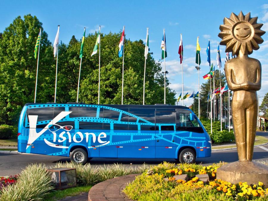  Volare W9 Visione Mobile Cinema Bus 2012 года  (фото 2 из 10)